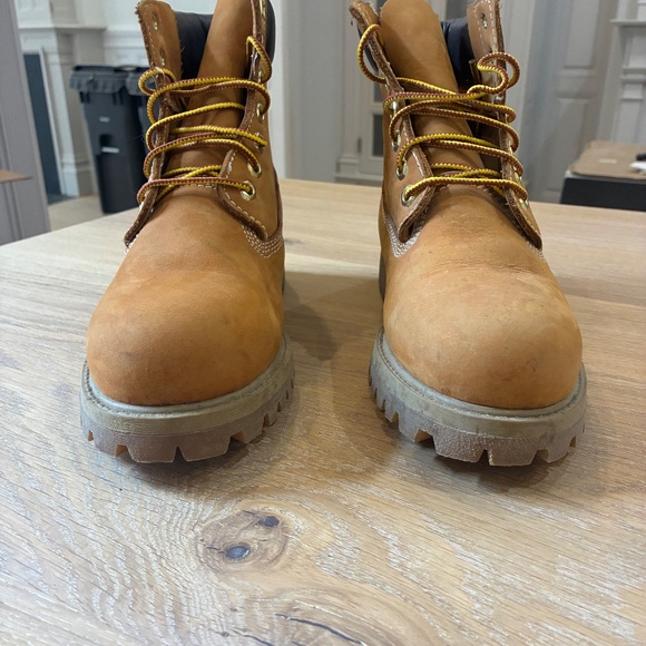 TIMBERLAND PREMIUM 6 INCH WATERPROOF BOOTS  SIZE 7 - Picture 3 of 16